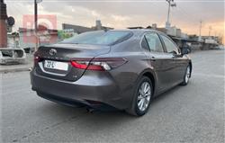 تۆیۆتا کامری